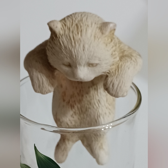 Vintage Hen-Feathers Climbing Hanging Cats Figurines - Picture 2 of 6